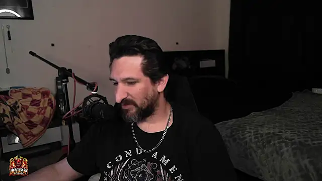 DevilPup75_ XXX чат на живо