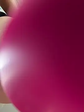 Hott_Lolla Adlı Modelin Canlı XXX Sohbeti