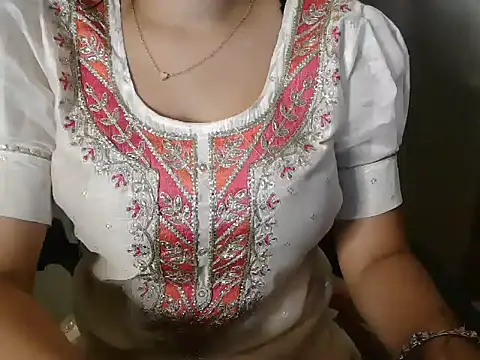 shanaya_sのライブXXXチャット