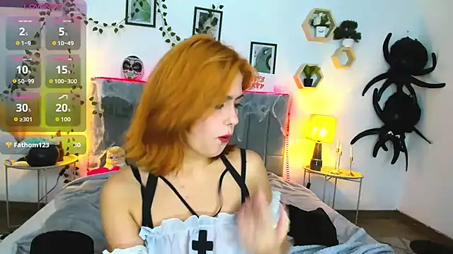 Czat XXX na żywo – DellaRows