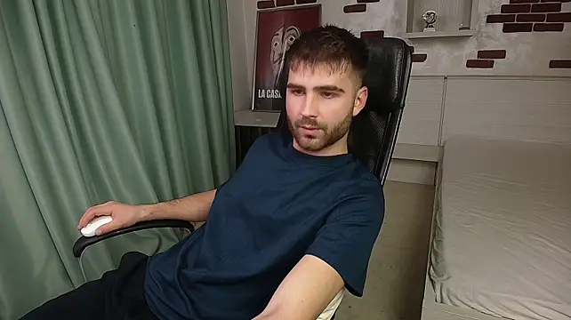 KyloEast Live XXX-Chat