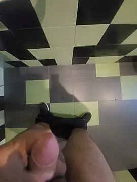 Nes---77 webcam show