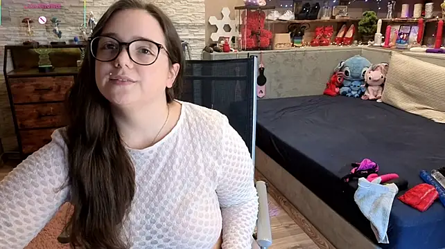 Kimberly-Caprice Chat XXX in diretta
