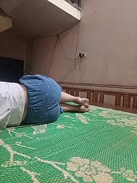 Lyna_sexy24: онлайн-секс-чат