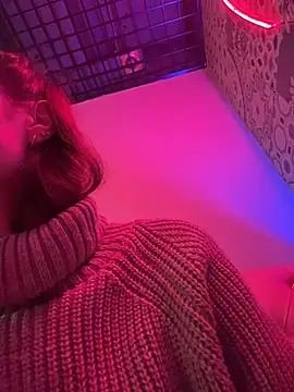 Chatroom XXX en direct de Lolya_