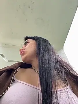 Chat +18 de Wet__Bunny ao vivo