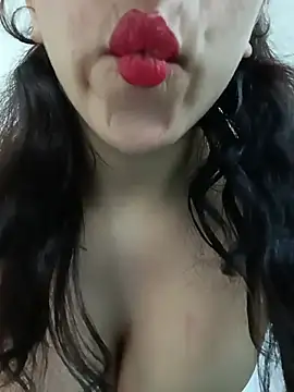 دردشة HazelCharm الجنسية المباشرة