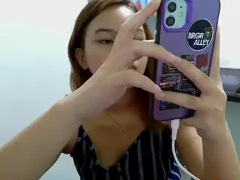 nanagrl Adlı Modelin Canlı XXX Sohbeti