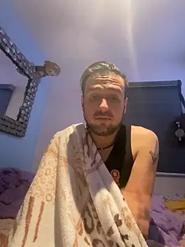 Alexitho25's Live XXX Chat