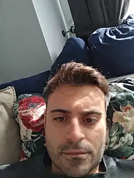 HugeTurkishCock Show in webcam