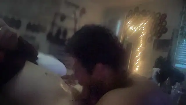THEFOXESDEN3 Live XXX-Chat
