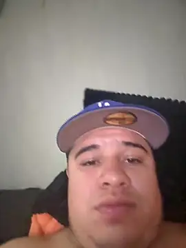 Raul-37 live XXX chat