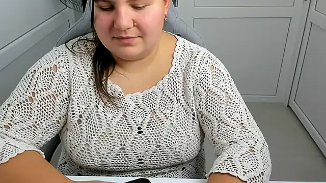 PhoenixFly XXX чат на живо