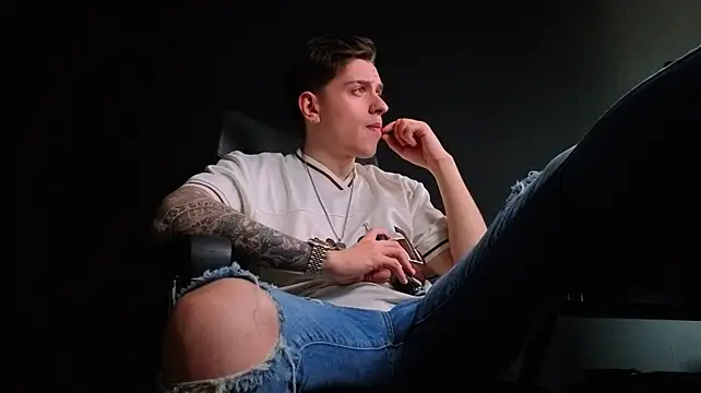 Czat XXX na żywo – FelixStarkk