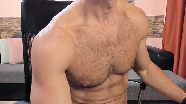 HotHunkTrainer Live XXX-Chat