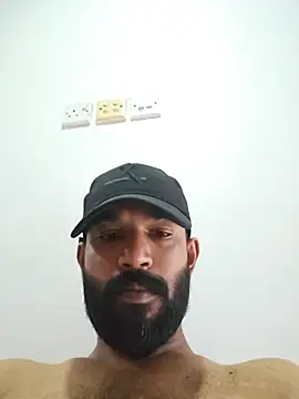XXX chat uživo modela MalluBeard