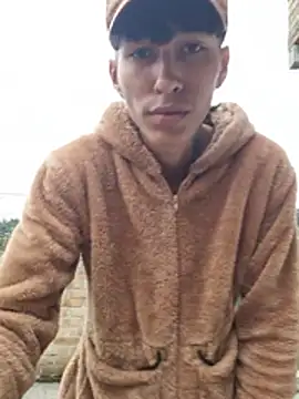 daniel_X18XのライブXXXチャット
