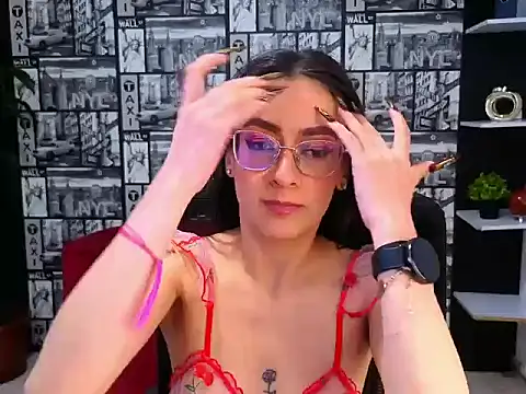 XXX chat uživo modela desiring_angel_