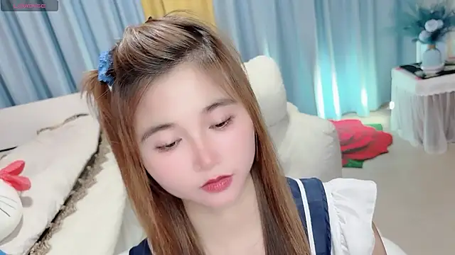 แชท XXX สดของ di-or-