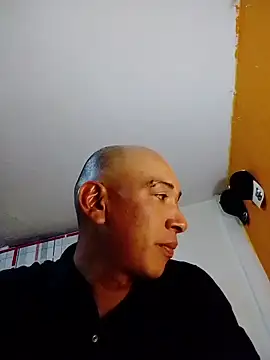 Cain180k Chat XXX live