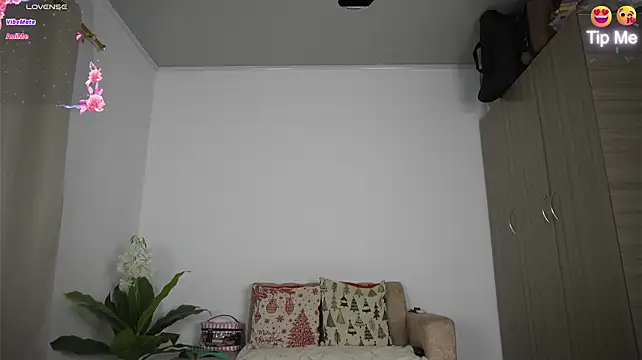 Sweetpussyhot_のライブXXXチャット