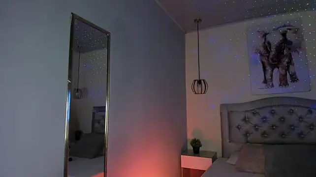 XXX chat uživo modela ayshel__