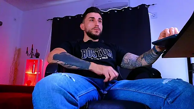 Chat XXX en directo de MightyAaron66