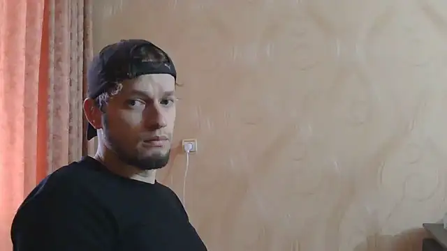 Онлайн чат XXX frama666