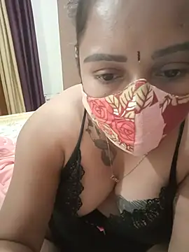 SEXY-RASHMIのライブXXXチャット