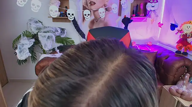Czat XXX na żywo – SALOOMEE__