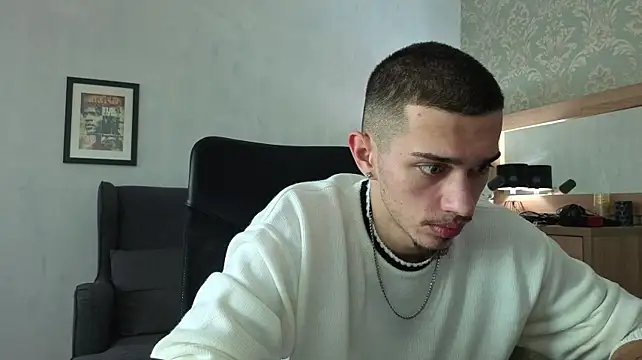 Chat +18 de KaydenDrew ao vivo