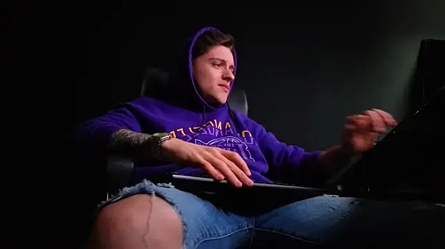 FelixStarkk Chat XXX live
