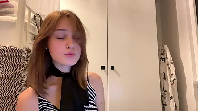 sereneglowz's Live XXX Chat
