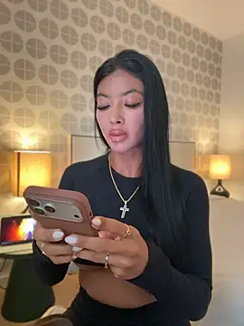 Chat XXX en directo de KalaBeckett_