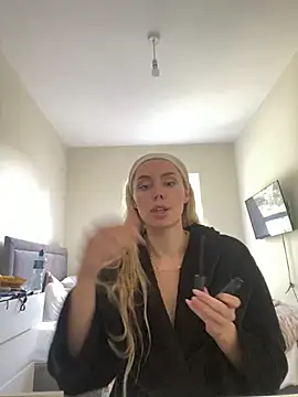 NataliaIsabella live XXX chat