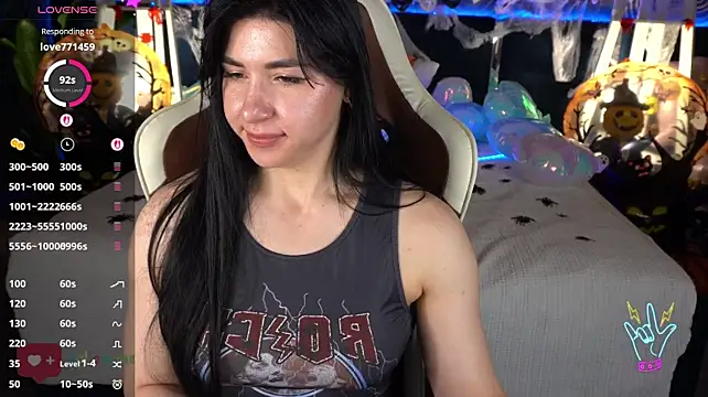 XXX chat uživo modela EmilyCandyy