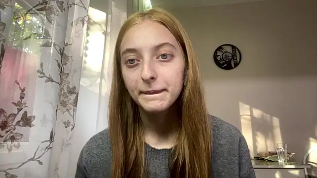 TimikaGrappe's Live XXX Chat