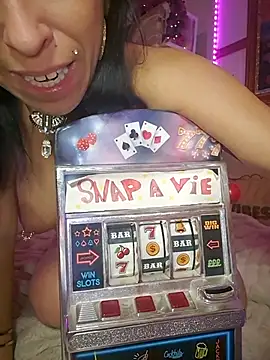 misscectito13's Live XXX Chat