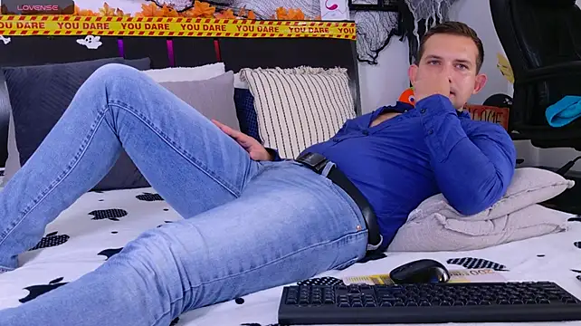 Jimmy_Doss লাইভ XXX চ্যাট