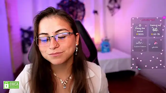 Taiga_Cute Adlı Modelin Canlı XXX Sohbeti