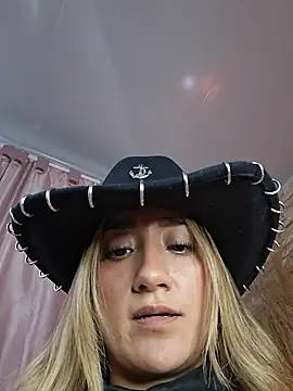 Chat XXX en directo de lucy_davies