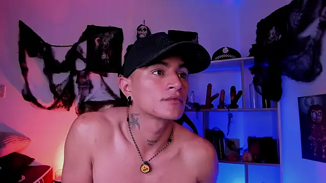 LiamDeeps live XXX chat