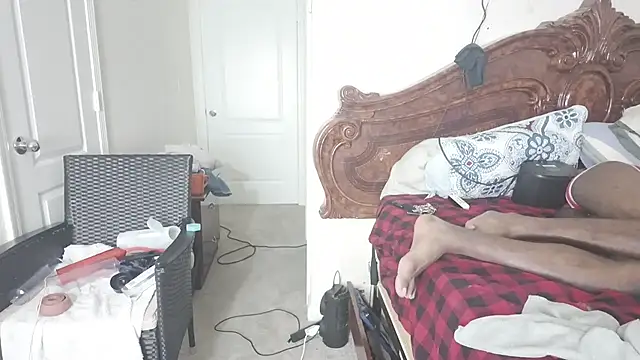 Chat +18 de Triggerhappycj100 ao vivo