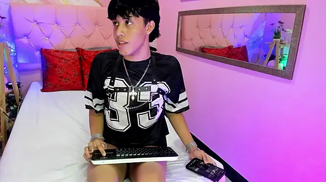 Lex_Sky's Live XXX Chat