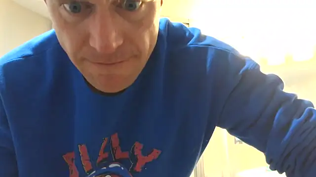 DILFiGuess1 Chat XXX in diretta