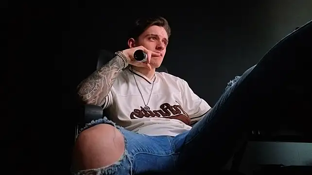 FelixStarkk live XXX chat