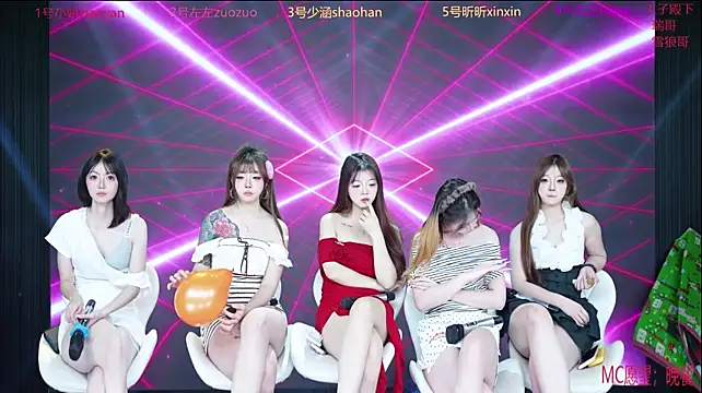 YDHY-girl-08のライブXXXチャット