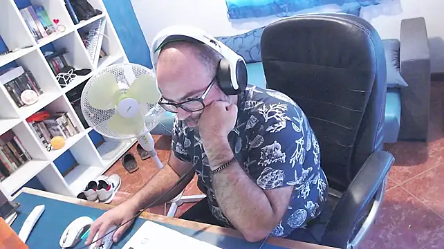 Chat +18 de ravingr4d4 ao vivo