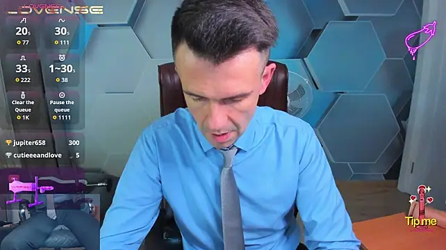 Živý XXX chat SteveTiger
