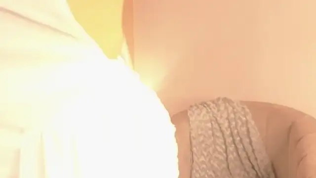 emmy_danielss Adlı Modelin Canlı XXX Sohbeti